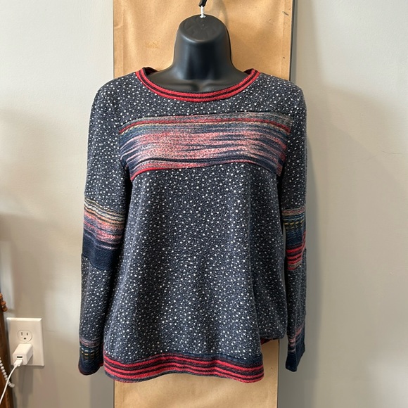 Cute, fun, light, sweater - Picture 1 of 1